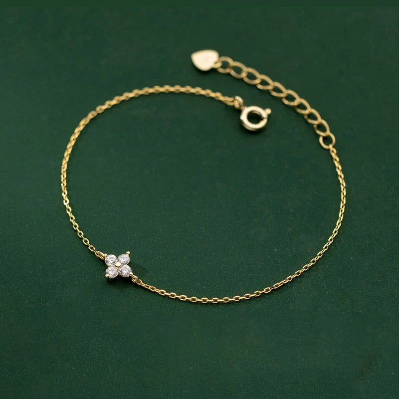 Four Leaf Clover Cubic Zirconia Bracelet | Trendy Chain Link Bracelet for Women