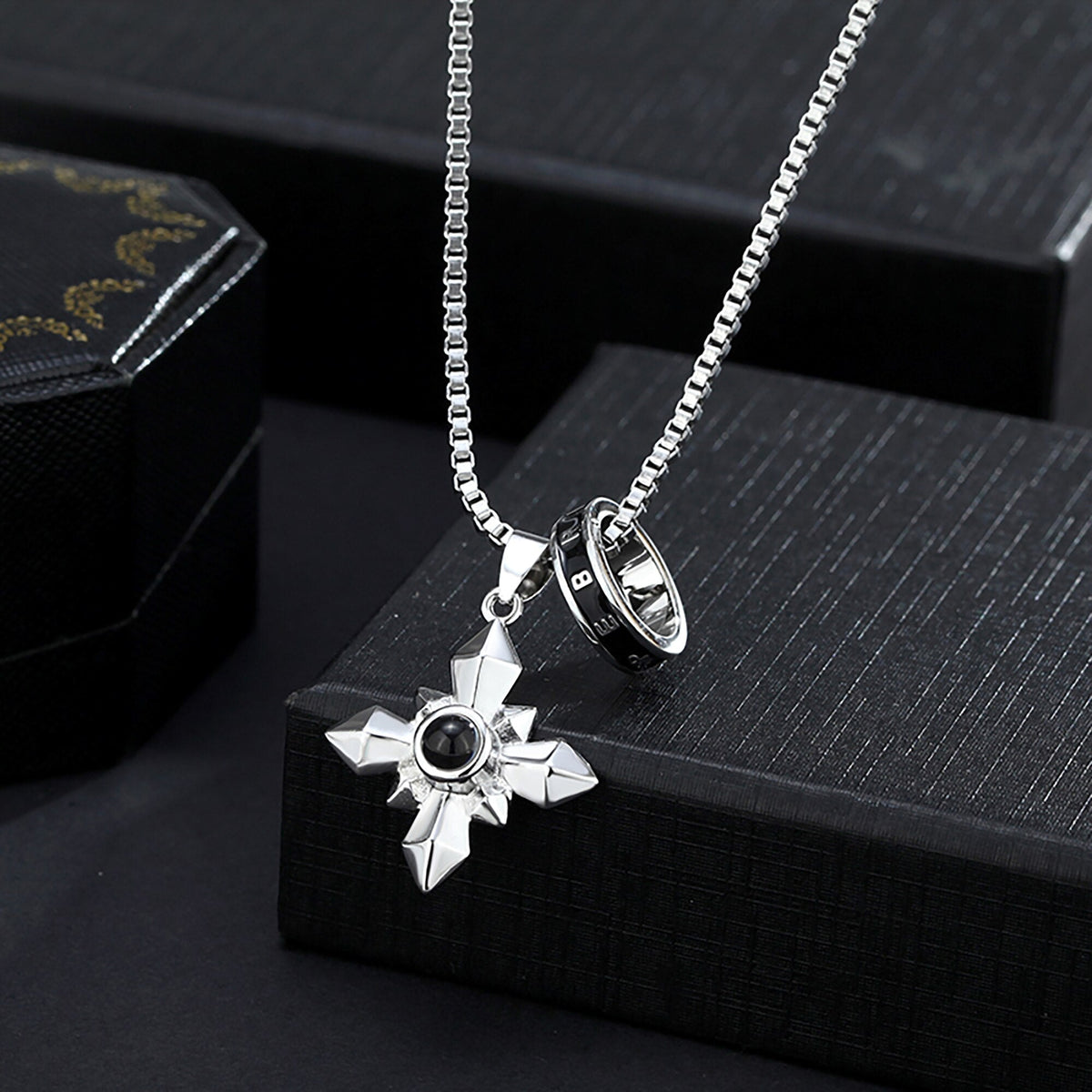 Customized photo ringProjection Necklace Pendant Jewelry For Lover Girlfriend