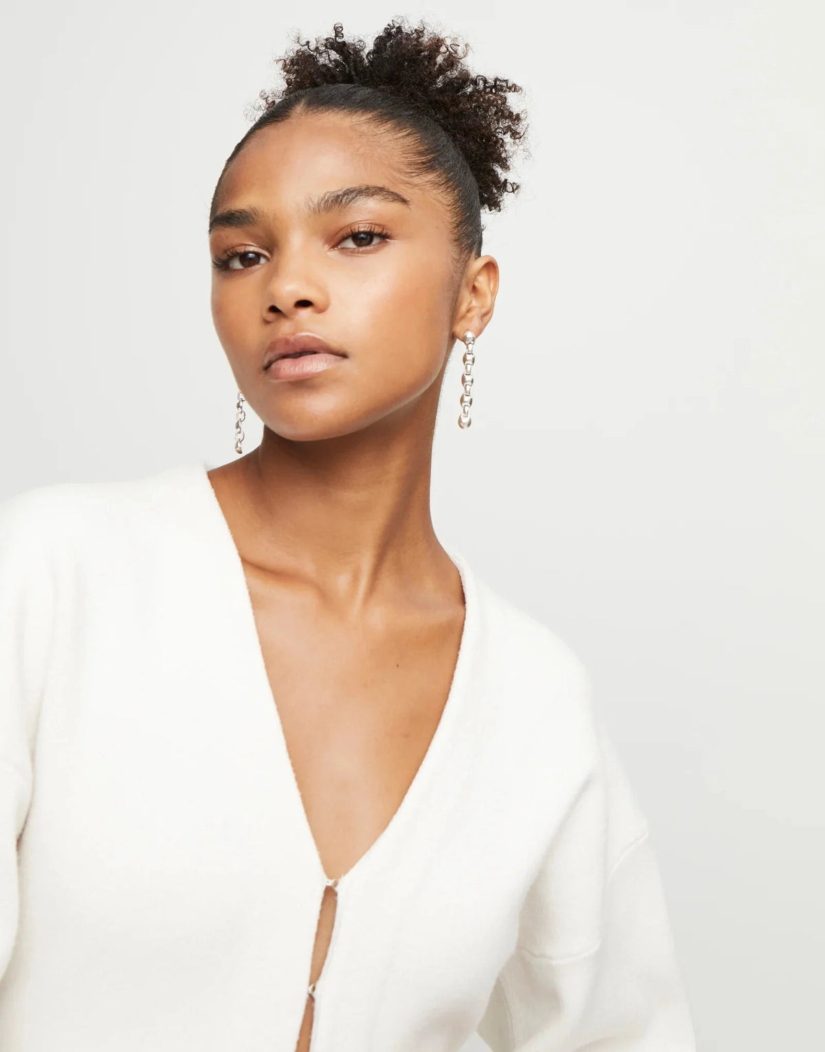 Uno De 50 Drop earrings with bead shaped links Silver