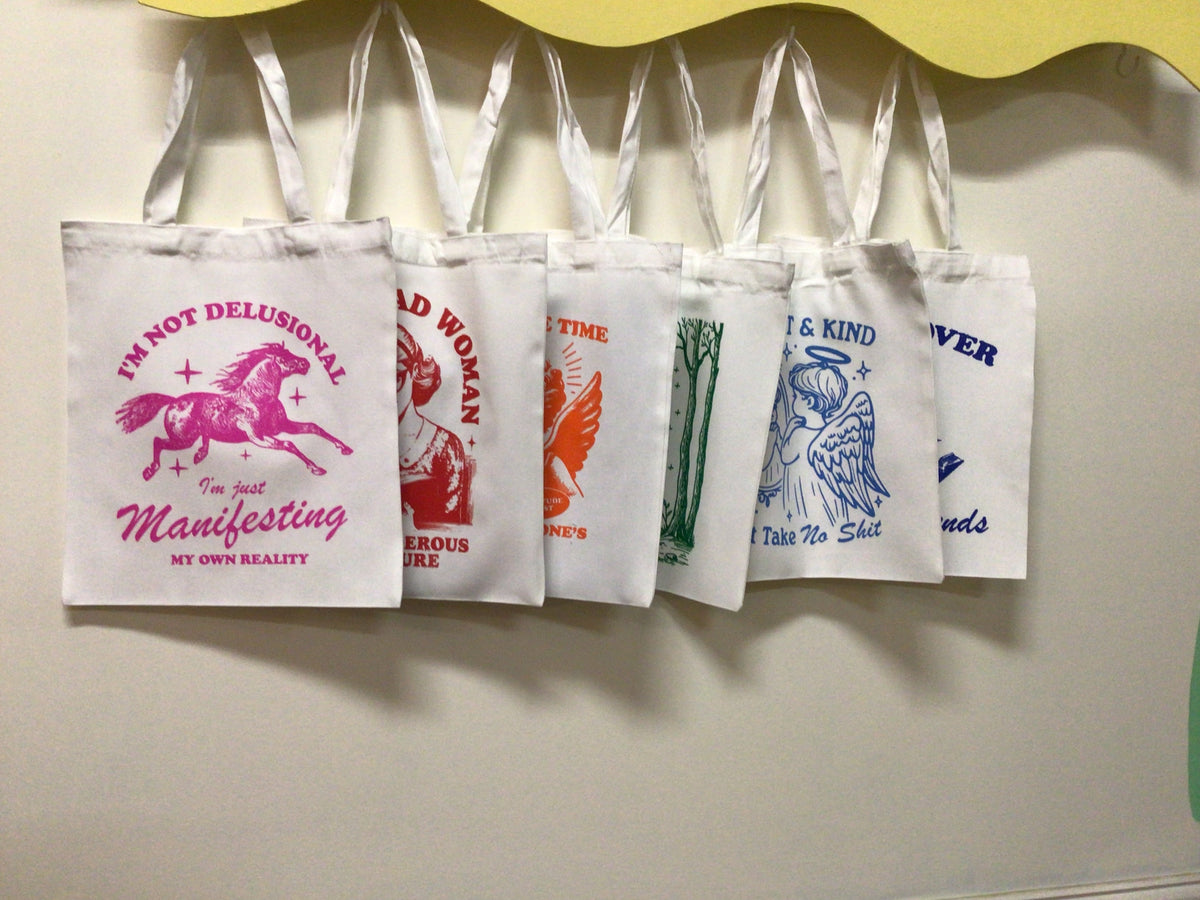New Graphic Totes