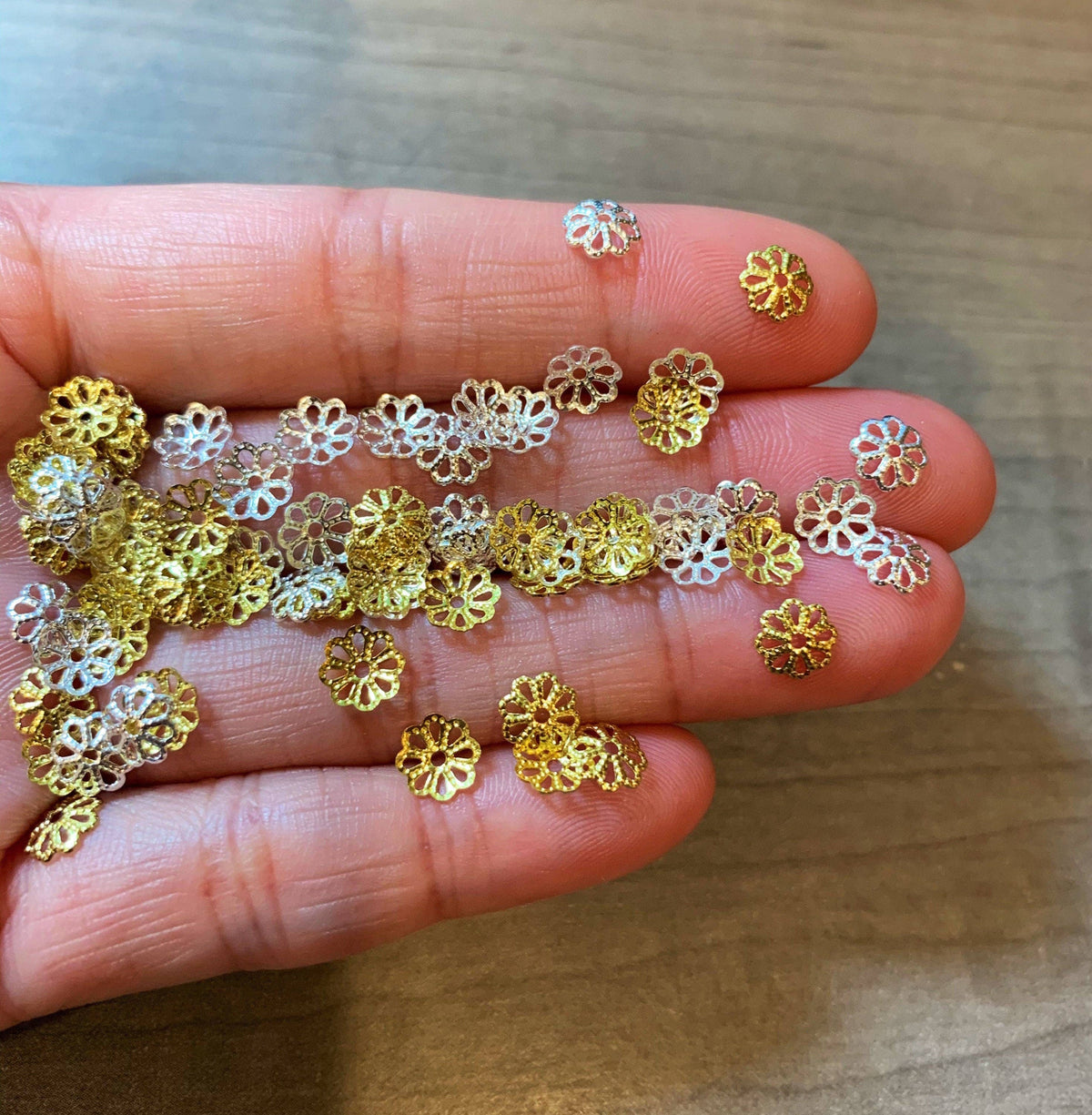 50pc Gold/Silver filigree Flower bead caps, C3