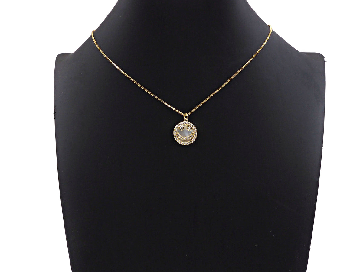 Mother-of-pearl Inlay Smiley Face Round Pendant/Charm, Cubic Zirconia Pendant Charm, MOP Charm, 18x16mm,Sku#L368