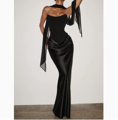 Fashionable Sexy Figure-hugging Dress With Fluttering Ribbons
