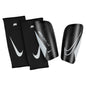 NIKE Unisex Mercurial Lite - Fa22 Protection Black/Black/White S UK
