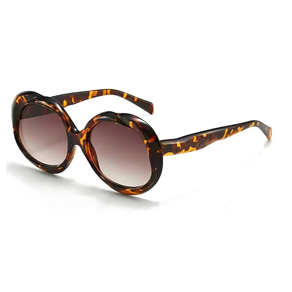 2025 New Retro Oval Sunglasses | UV Protection with Photochromic Lenses