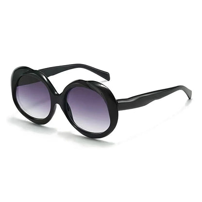 2025 New Retro Oval Sunglasses | UV Protection with Photochromic Lenses