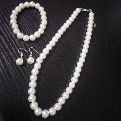 Fashion Pearl Necklace Bracelet Earrings Set