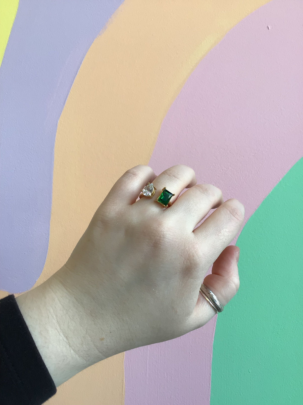 Dancing Gems Titanium Ring