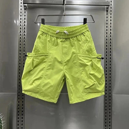 Comfortable Utility Fivequarter Pants With An American Vibe