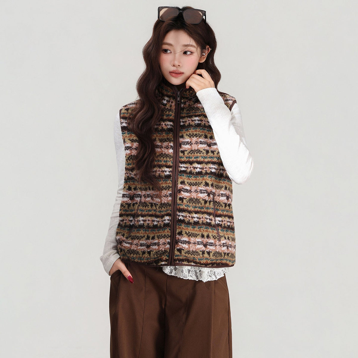 Retro Stand-collar Lamb Wool Vest Women's Cardigan Jacket For Autumn And Winter Layering