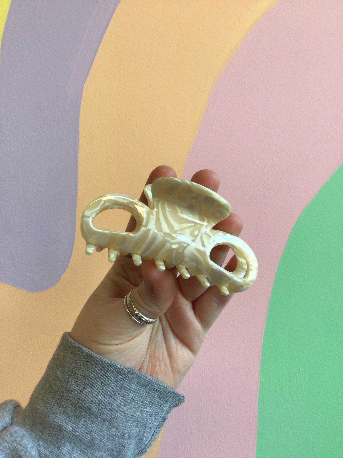 Classic Marbled Hair Claws