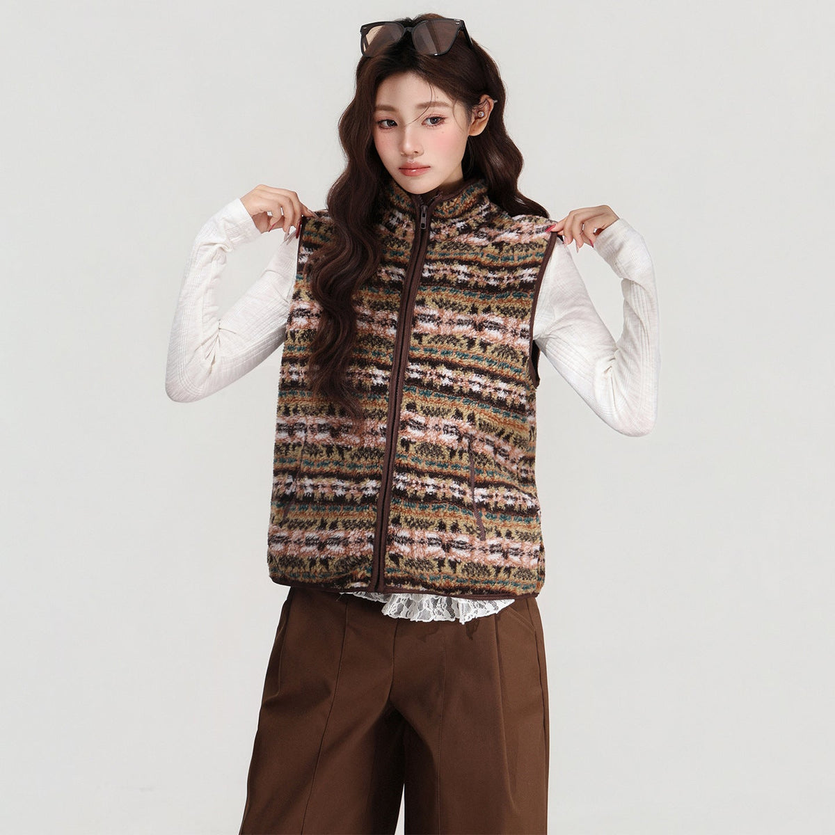 Retro Stand-collar Lamb Wool Vest Women's Cardigan Jacket For Autumn And Winter Layering