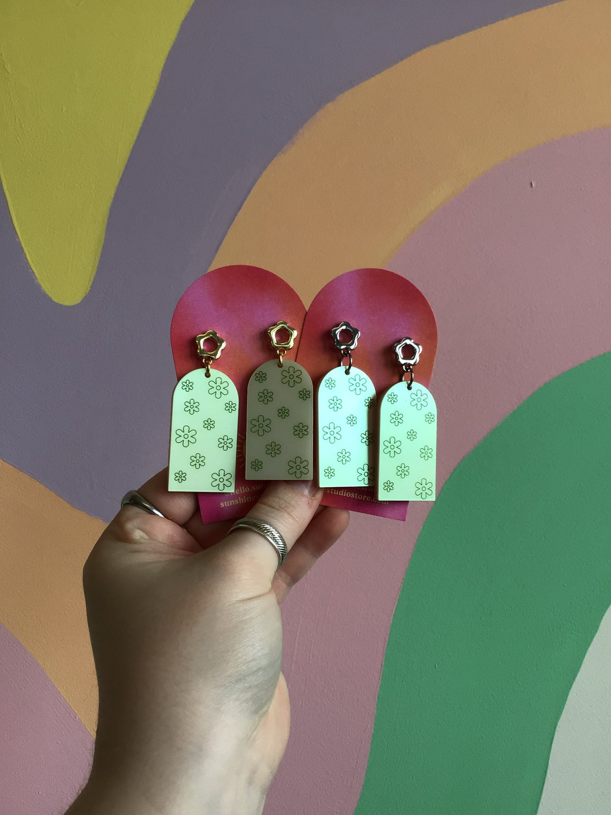 Spring Daisy Arch Earrings