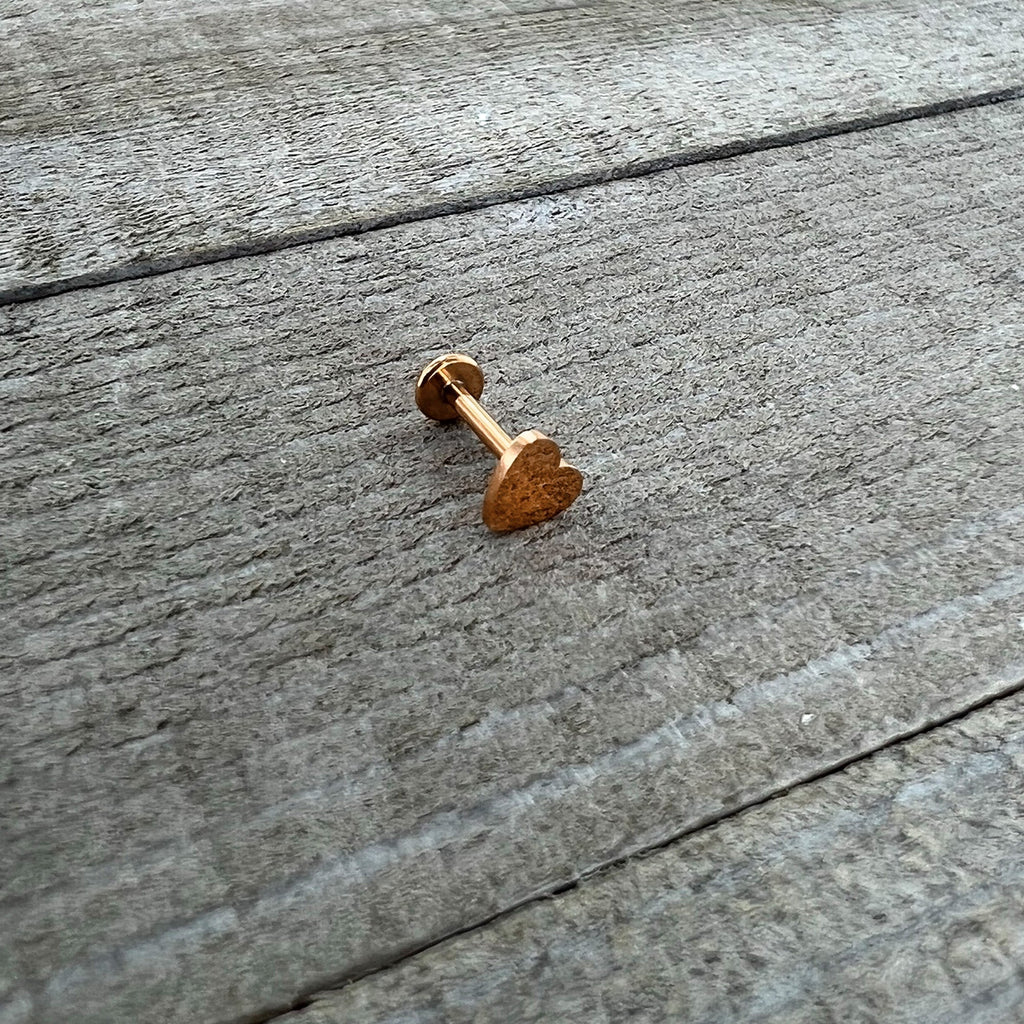 16G 5/16 Rose Gold Tone Simple Heart Internally Threaded Labret