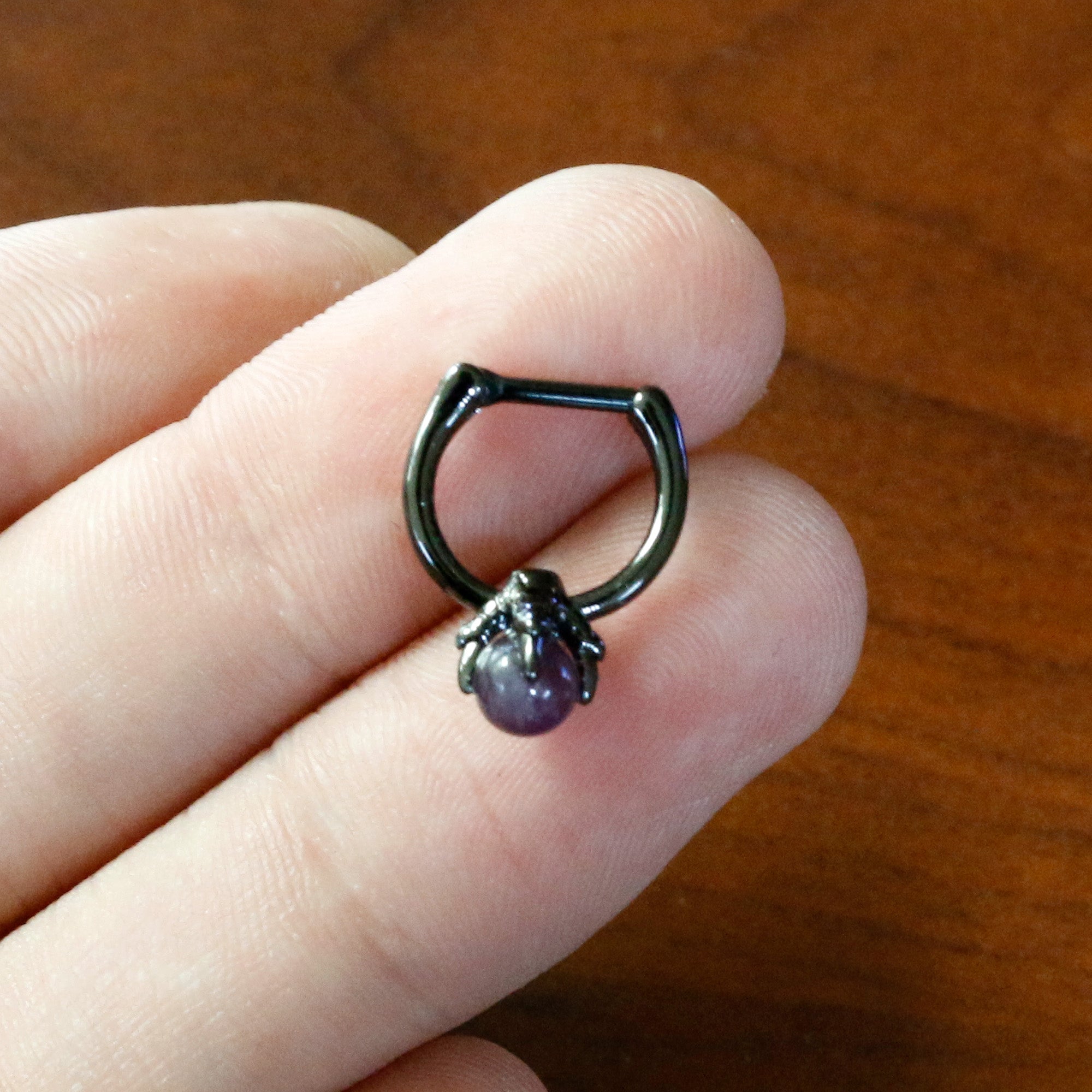 16G 5/16 Purple Amethyst Stone Black Claw Hand Cartilage Clicker