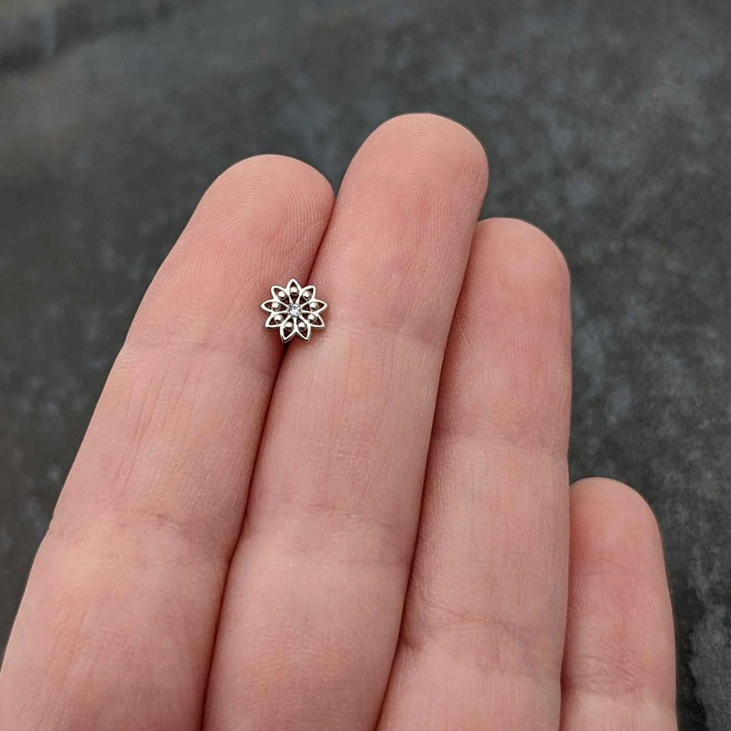 16G 5/16 Clear Gem Starry Flower Labret Monroe Tragus