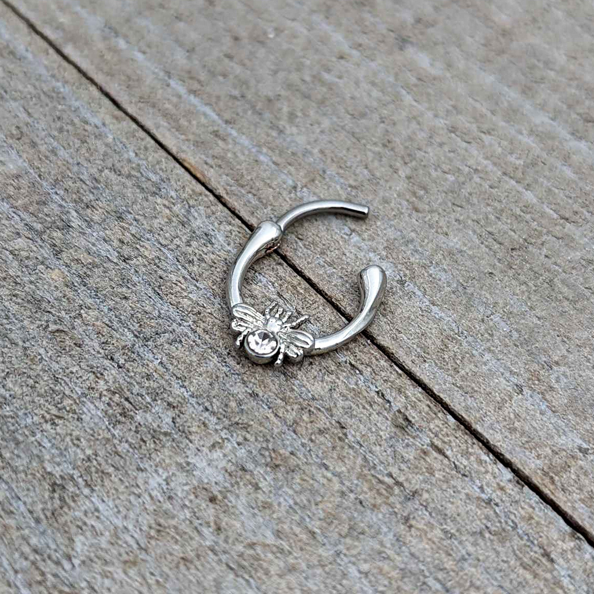 16G 5/16 Clear Gem Ultra Fly Cartilage Clicker