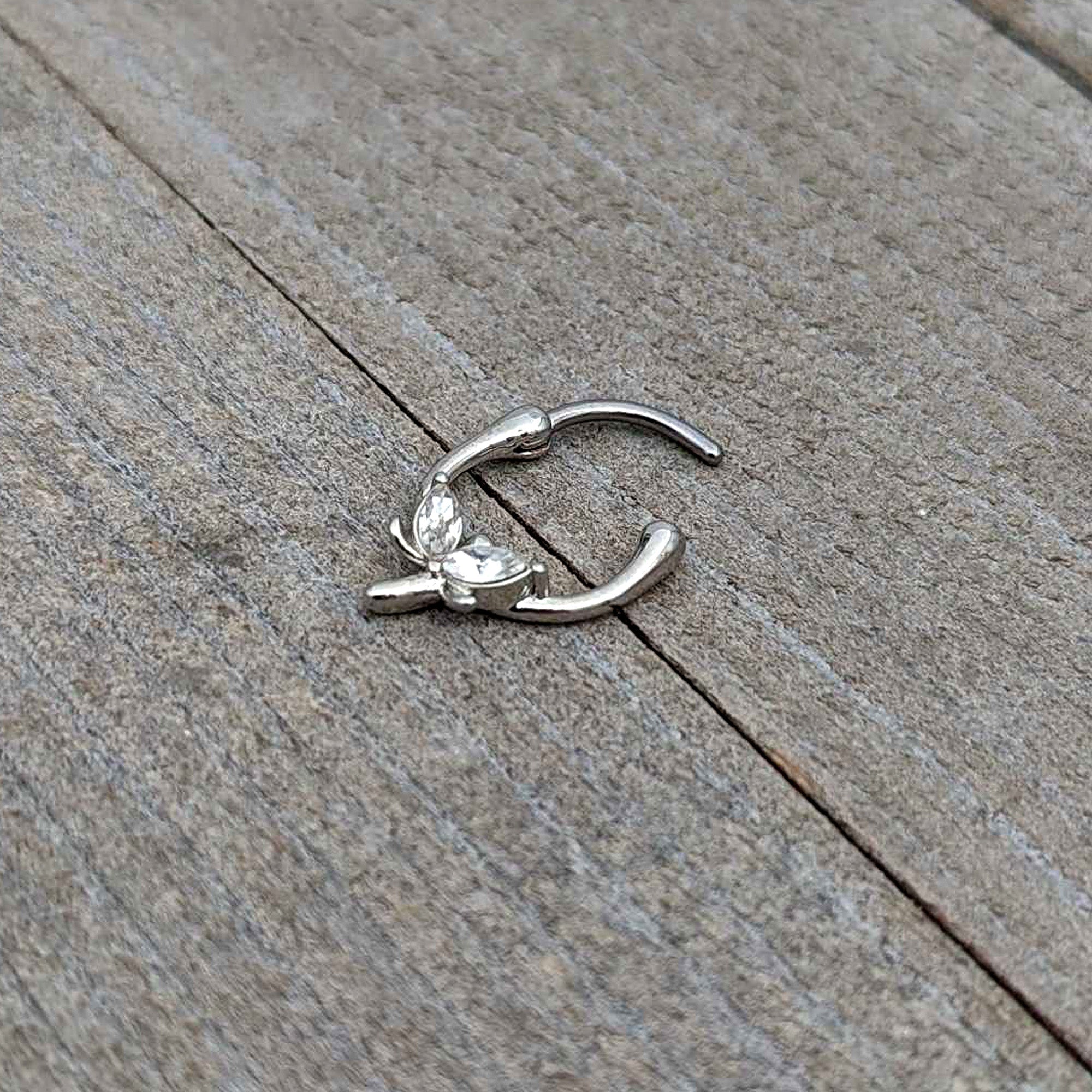 16G 5/16 Clear Gem Simple Style Dragonfly Cartilage Clicker