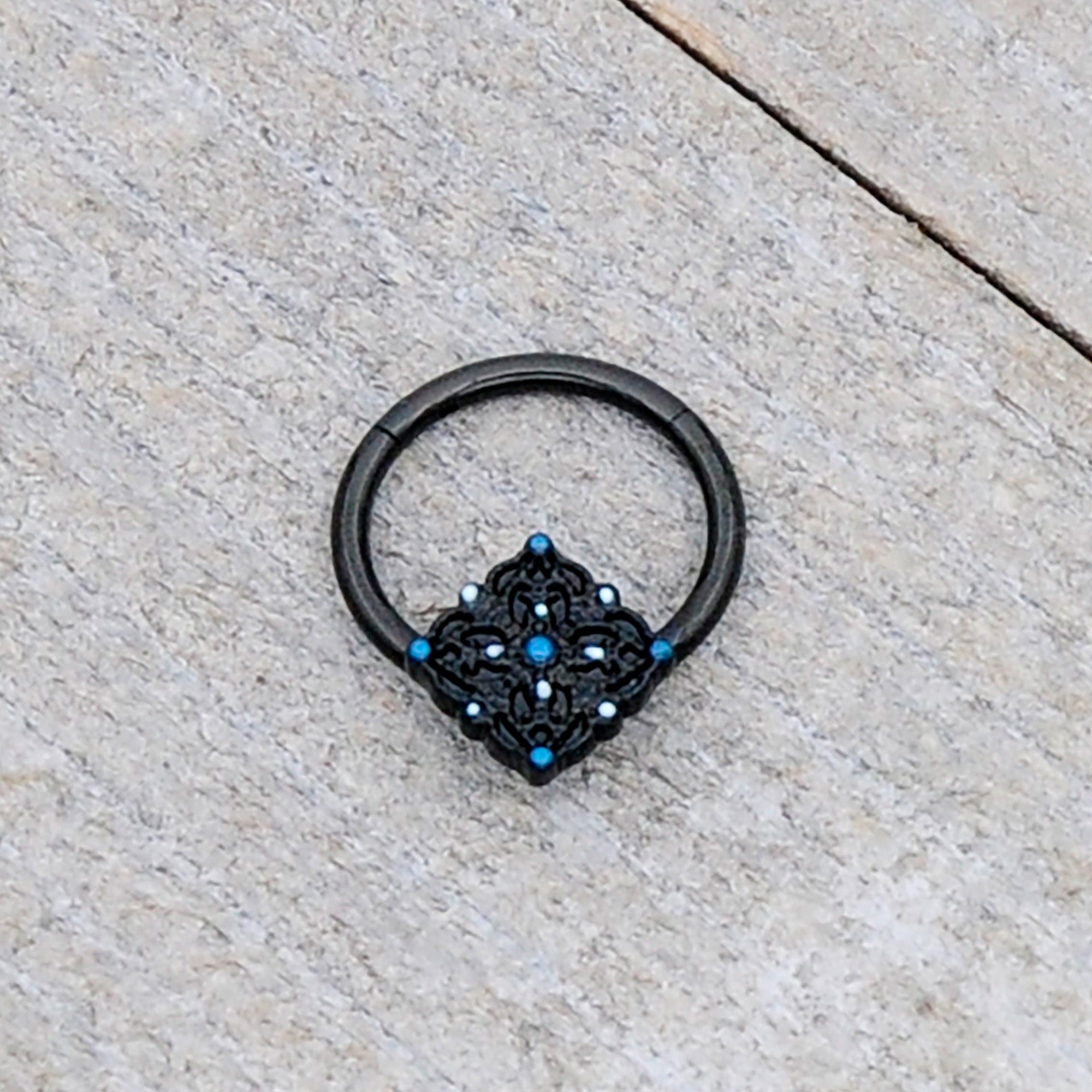 16G 3/8 Black Lacy Rhombus Blue Hinged Segment Ring