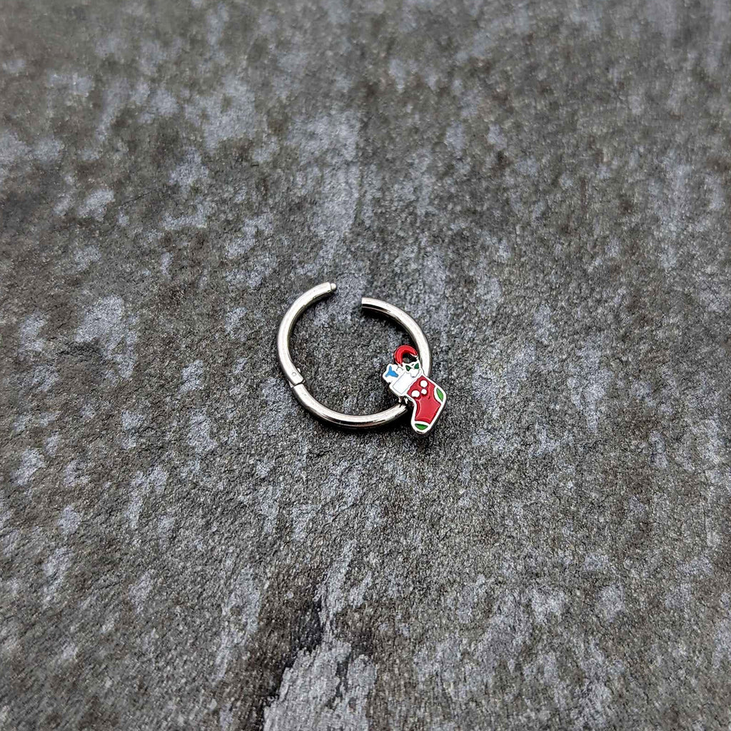 16G 3/8 Happy Christmas Stocking Red Green Hinged Segment Ring