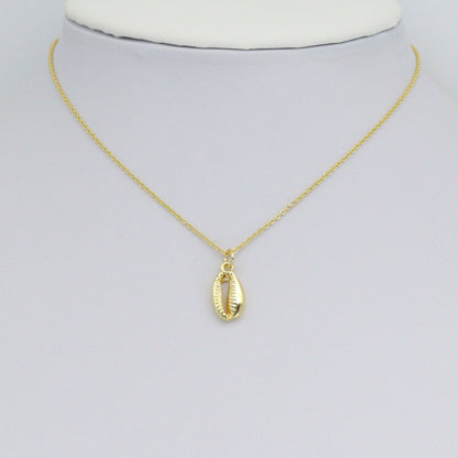 Gold Cowrie Shell Shape Charm Pendant, Sku#LD696