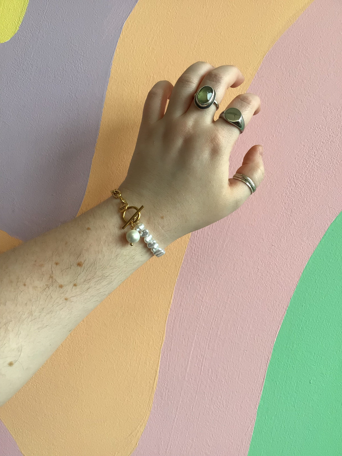 Pearl and Paperclip Toggle Clasp Bracelet