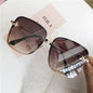Popular brand  Oversize Square Sunglasses For Women and Ladies  Luxury Driving Superstar  Designer Sunglasses With Shades and Gradient Glasses With  UV400 Protection