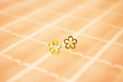 Tiny Flower Cut-Out Stud