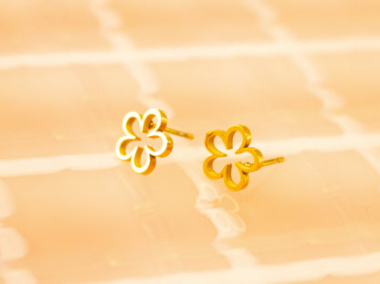 Tiny Flower Cut-Out Stud