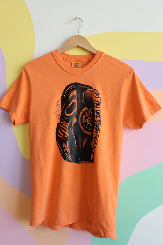 "Do you like scary movies?" Graphic T-Shirt