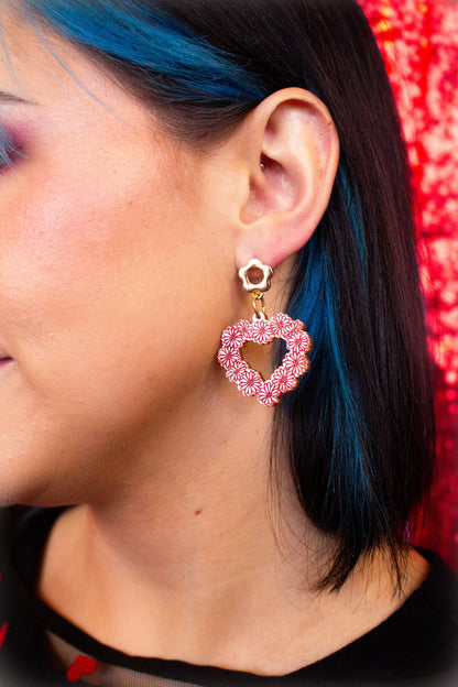 Buy Yourself Flowers-Engraved Daisy Earrings