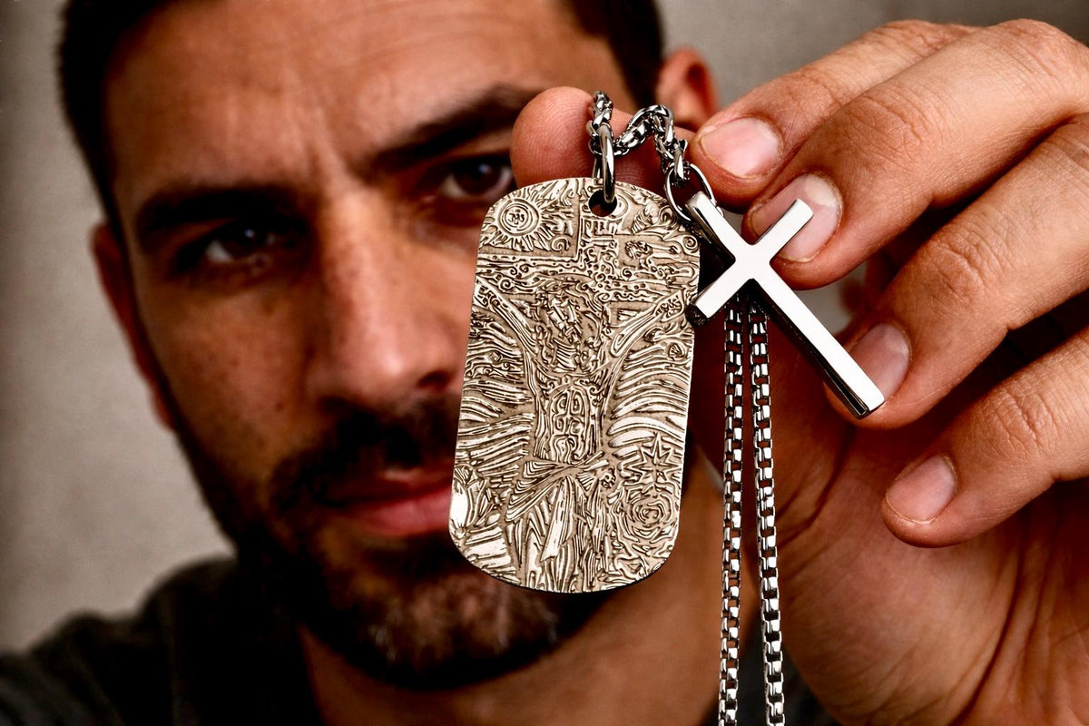Engraved jesus image dog tag necklace with overlaying cross waterproof medallion with heavy keel chain for men