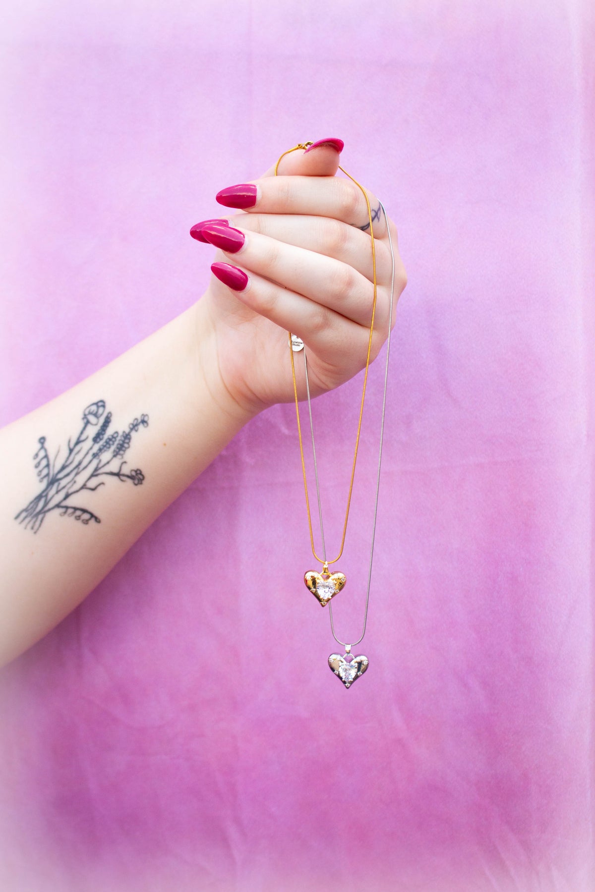 The Queens Shimmering Necklace