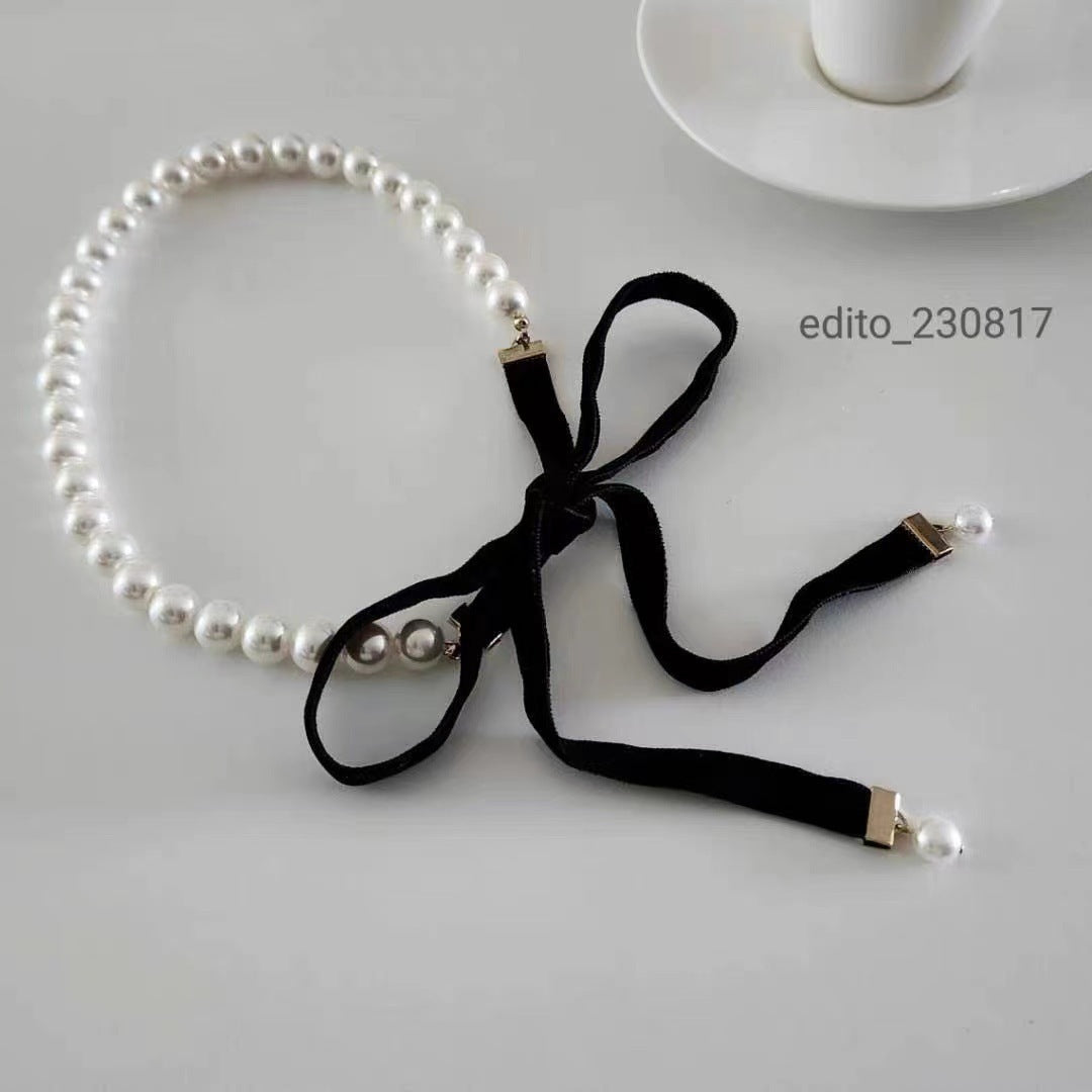 Vintage Elegant Pearls Bow Tie Necklace
