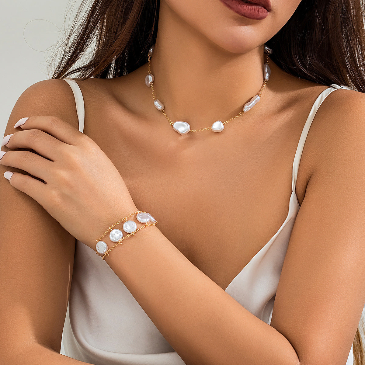 Baroque Retro Short Choker Neck Chain Necklace