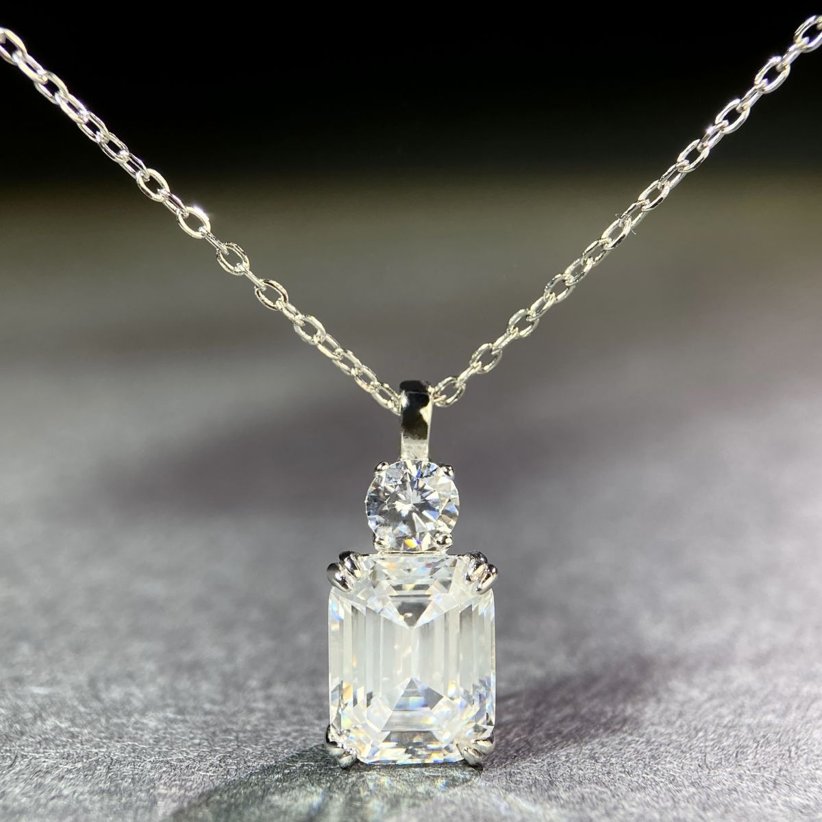 Women's High Carbon Diamond Simple Chain Necklaces