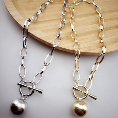 Vintage Round Bead Pendant Necklace