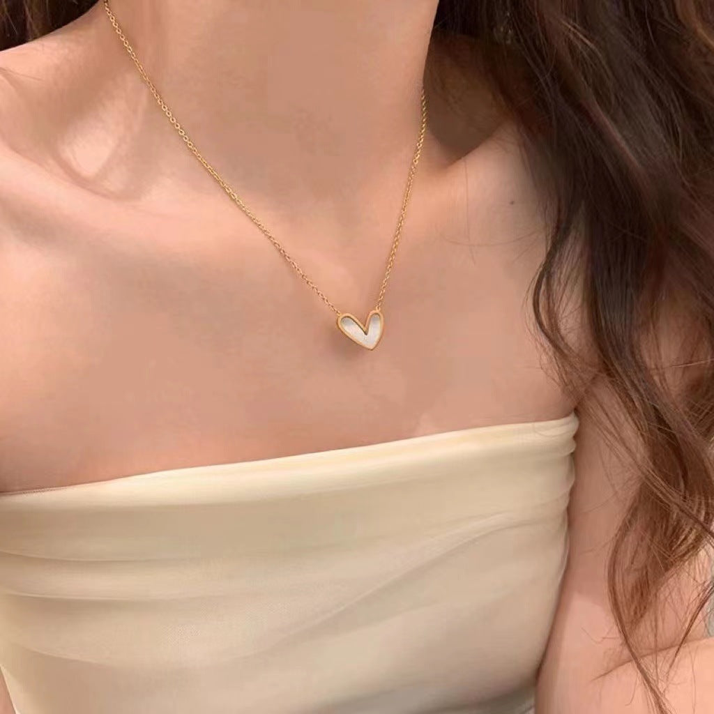 white heart pendent necklace