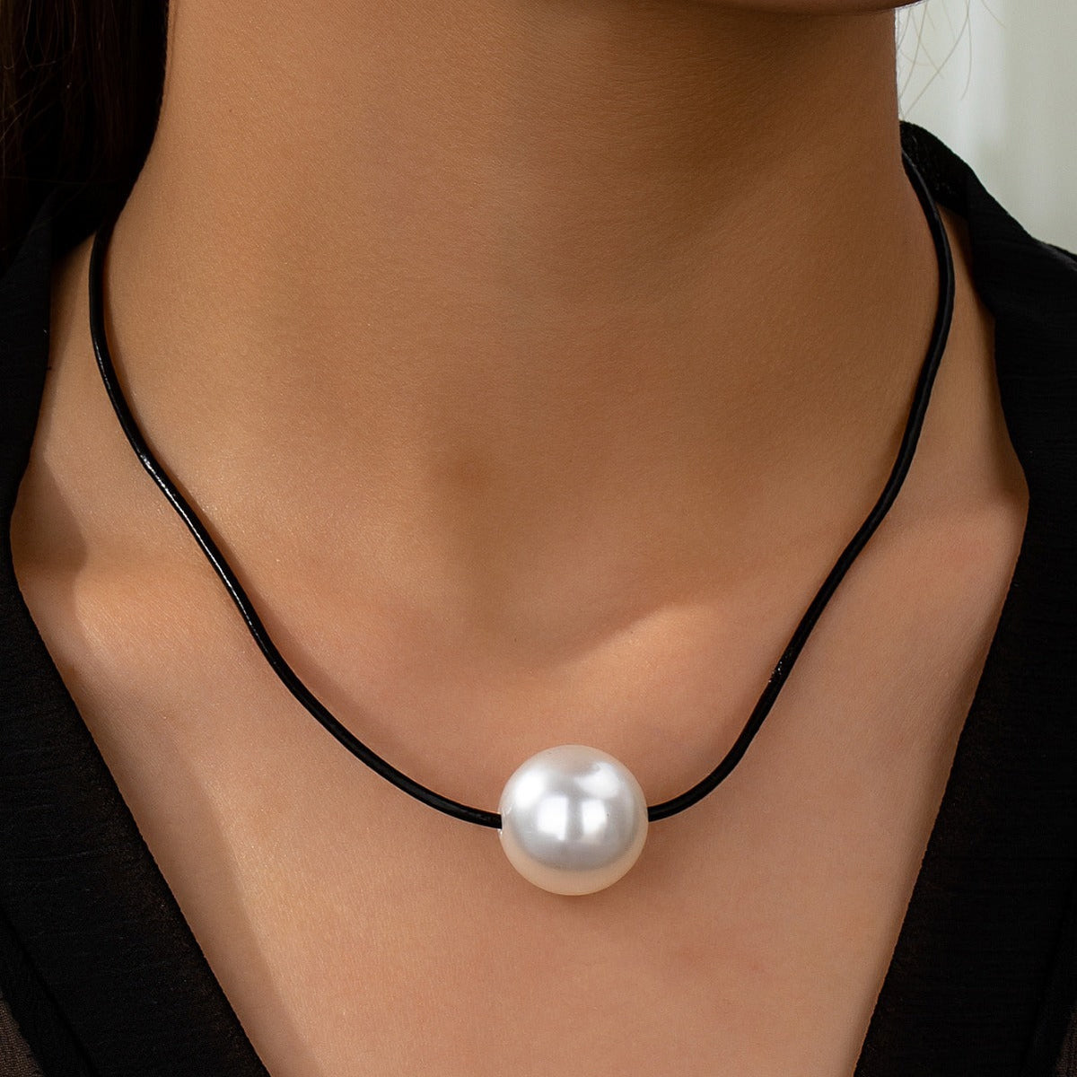 Black Wax Rope Single Pearl Necklace