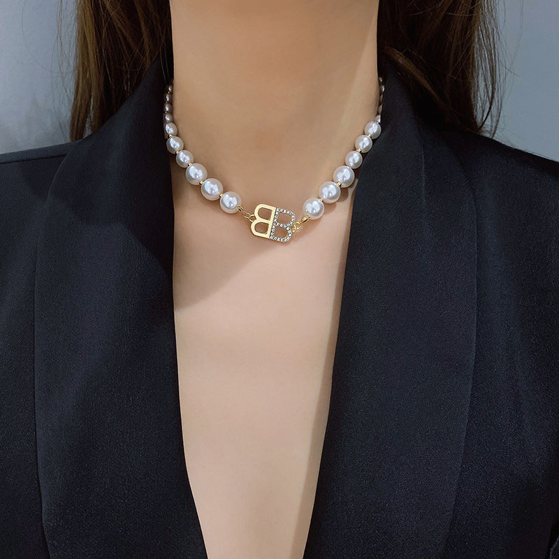 Fashion Imitation Pearl Beads Chain Letter B Pendant Necklace
