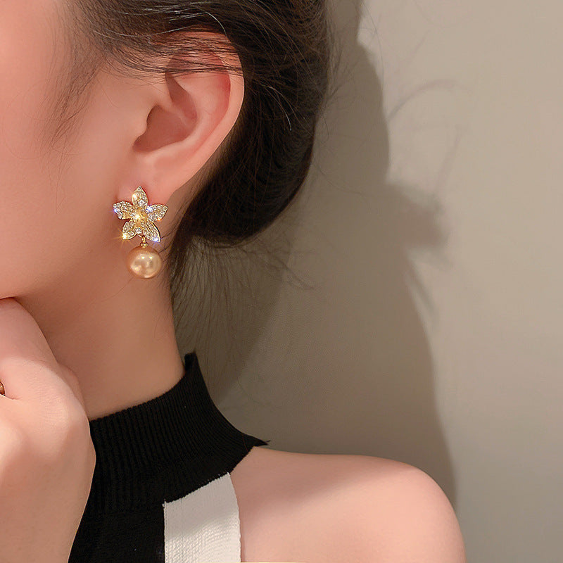 Rhinestone Star Pearl Earrings