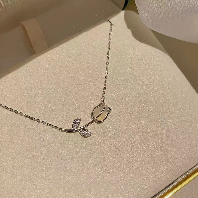 Tulip Rose Flower Pendant Necklace