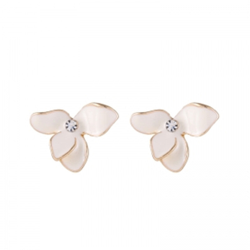 Half Pearls Flower Heart Stud Earring for Women