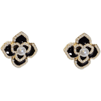 Vintage Women Pearl Flower Stud Earrings
