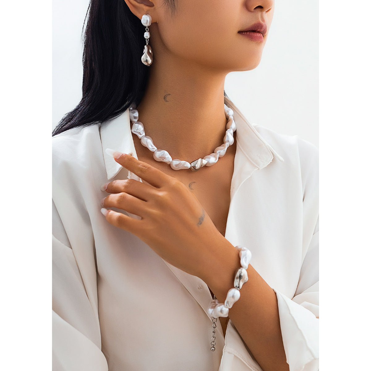 Vintage Faux Pearl Baroque Necklace & Bracelet Set