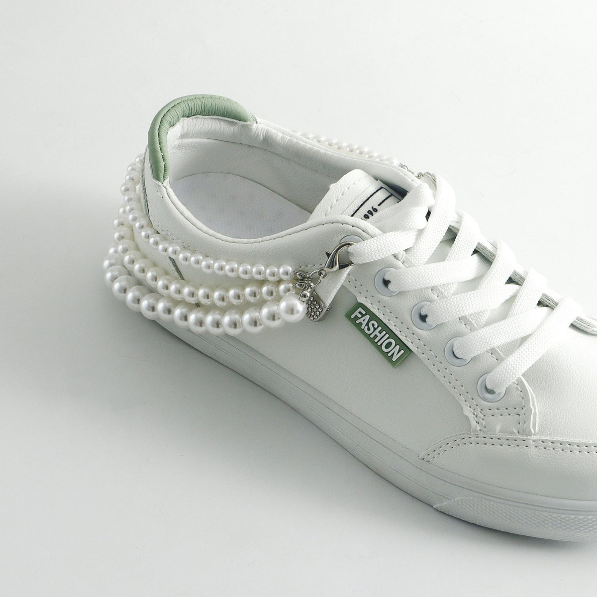 Three-Layer High Gloss Pearl Shoe Charms Chains Foot Decoration