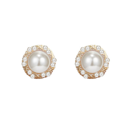 Round Pearls Flower Stud Earring