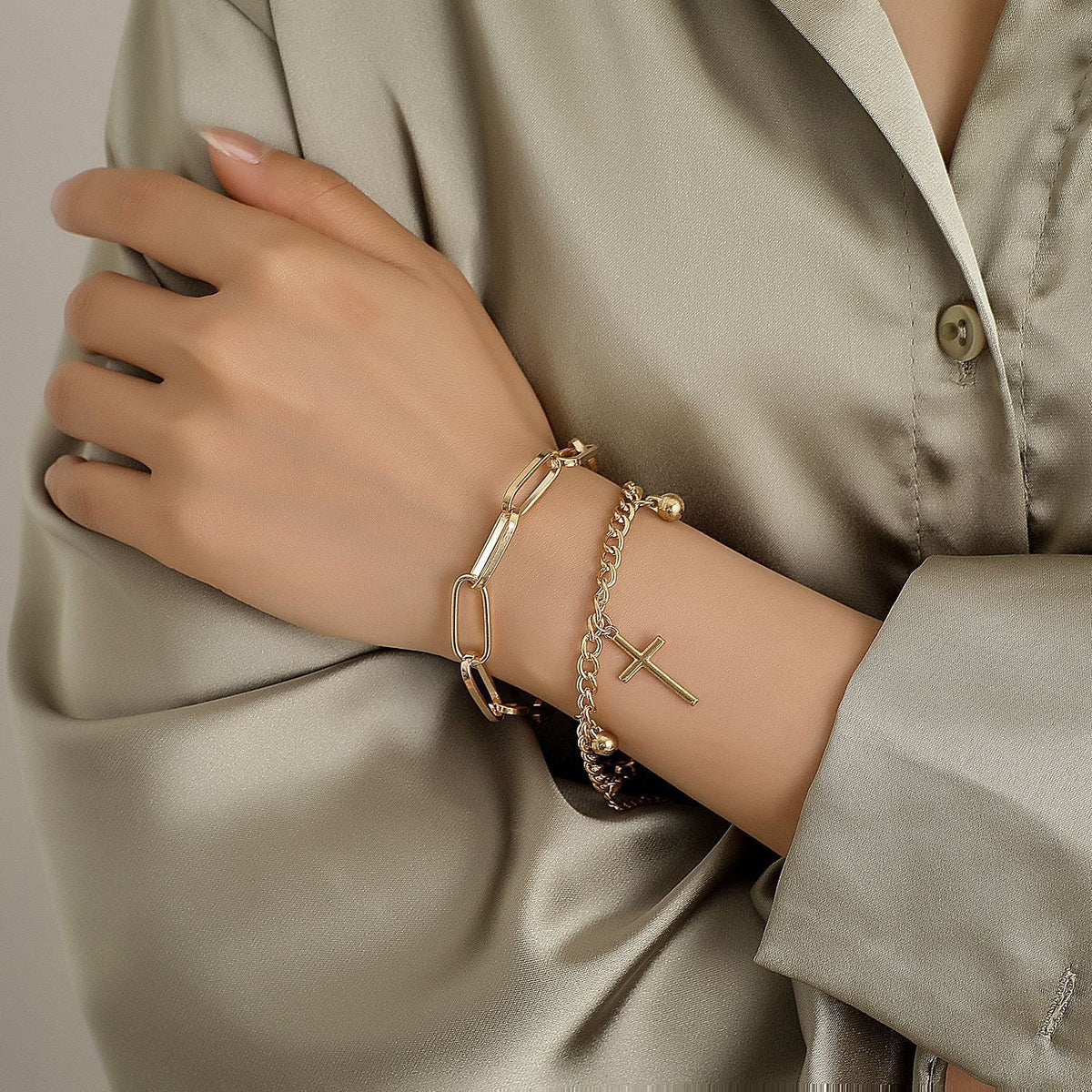 Layer Chain Link Cross Pendant Bracelets
