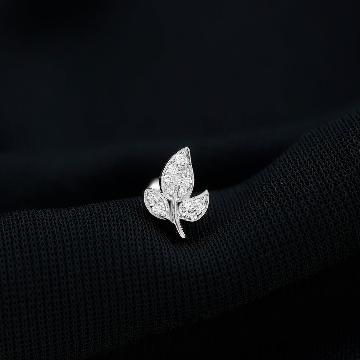 Diamond Leaf Flat Back Cartilage Stud Earring (18G) – Nature Inspired Helix & Tragus Jewelry in Gold
