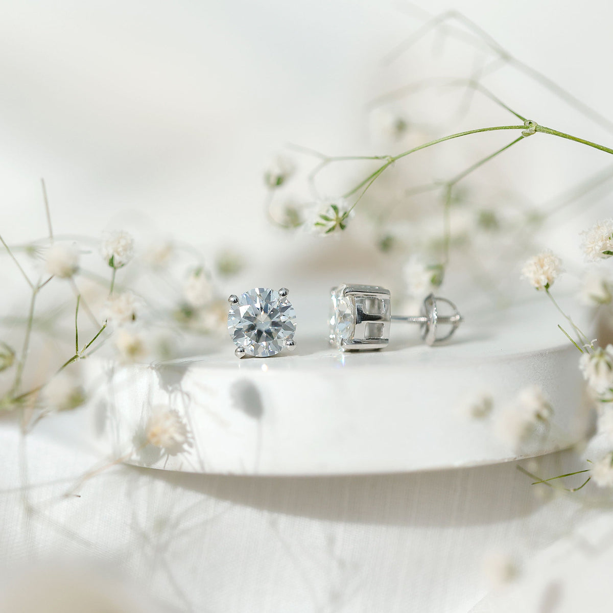 Round Cut 2.5 CT Lab Grown Diamond Solitaire Stud Earrings